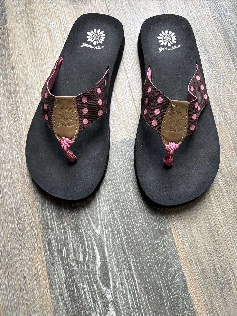 Yellow Box Black Footbed Pink Polka Dot Strap Sandals - Picture 1 of 4